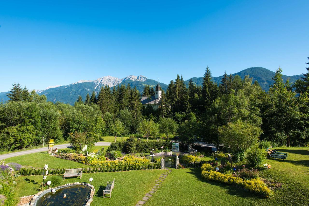 Naturhotel Landhof Irschen Bagian luar foto